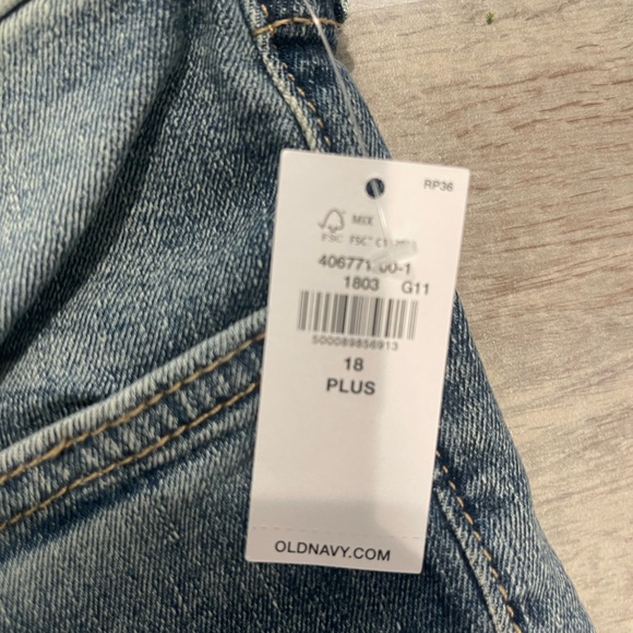 Old navy stretch jeans - Picture 4 of 4